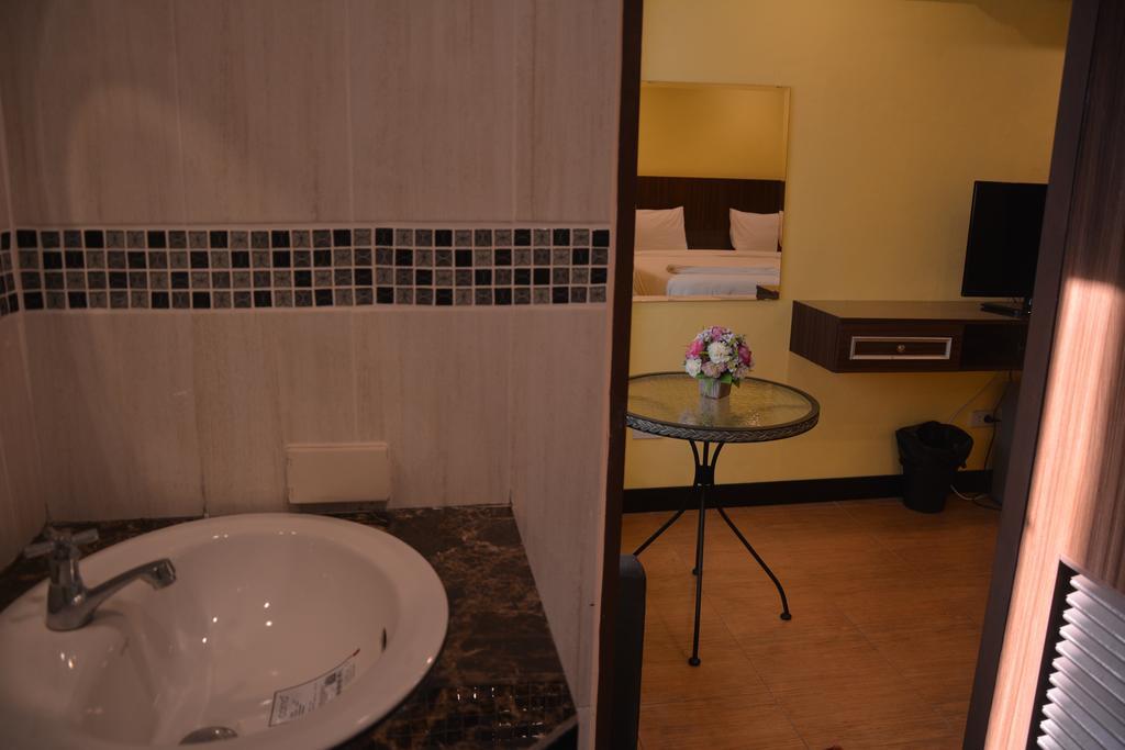 Taj Place Residency Pattaya Room photo